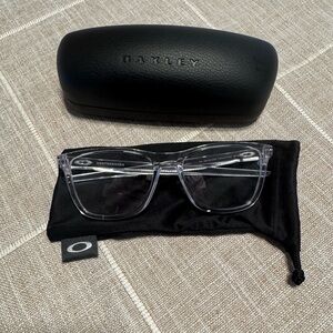 Authentic! Oakley eye glass frame brand new with case
